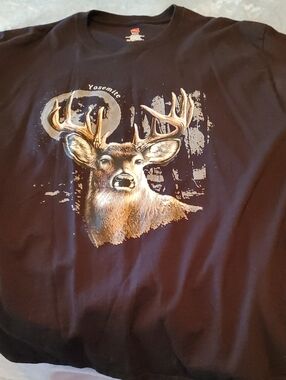 Hanes Black T-Shirt with Buck Deer Graphic